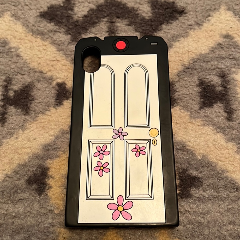 EUC Disney monster inc iPhone XR case